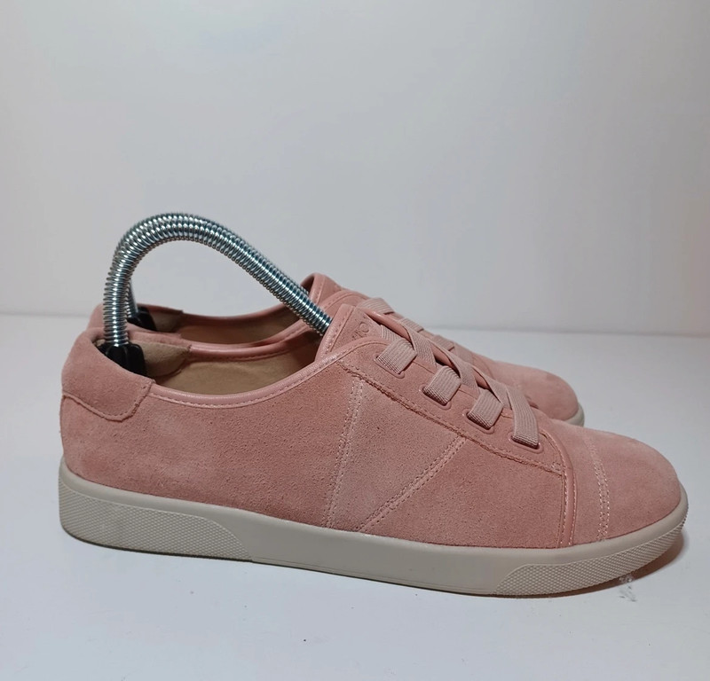Vionic suede best sale sneakers