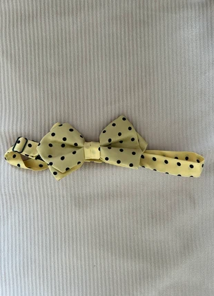 Nœud papillon jaune à petits pois pure soie, condition: Very good, €10.00, €11.20 includes Buyer Protection