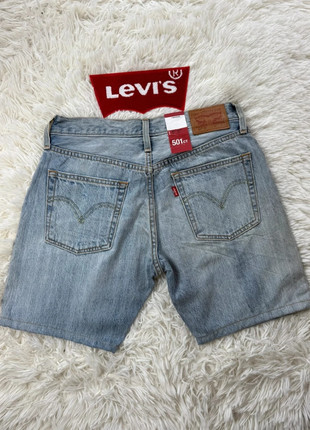 Short Lévi’s 501 W28 FR38. S14, marque: Levi's, état: Neuf avec étiquette, taille: W28 | FR 38, 30,00 €, 32,20 € Protection acheteurs (Pro) incluse