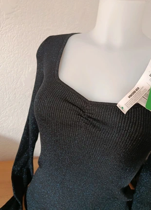 Haut Bonobo – Manches longues – Effet brillant, merk: Bonobo, staat: Nieuw met prijskaartje, maat: M / 38 / 10, € 15,00, € 16,45 inclusief Kopersbescherming