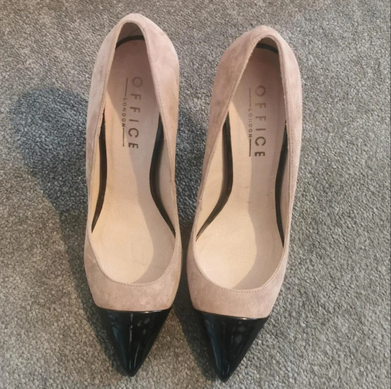 Office court high heels. Size 6. Dusty pink nude Black