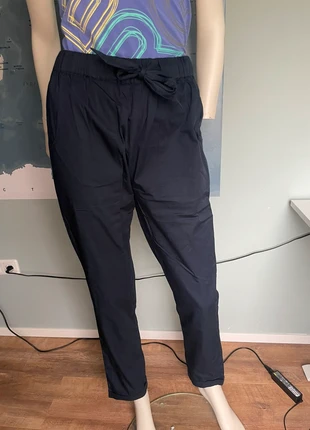 Blauwe chino van People Tree, brand: People Tree, condizioni: Ottime, taglia: M / IT 42 / EU 38, €10.00, €11.20 include la Protezione acquisti