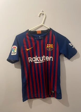 Barcelona FC Kids Shirt , brand: Nike, condition: Good, size: 9 years / 134 cm, £50.00, £54.30 includes Buyer Protection