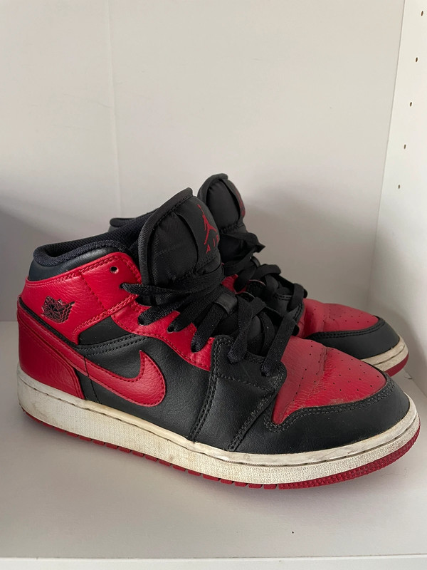 Nike Air Jordan 1 s UK Size 5 Red Leather Black Suede Effect In Good Condition