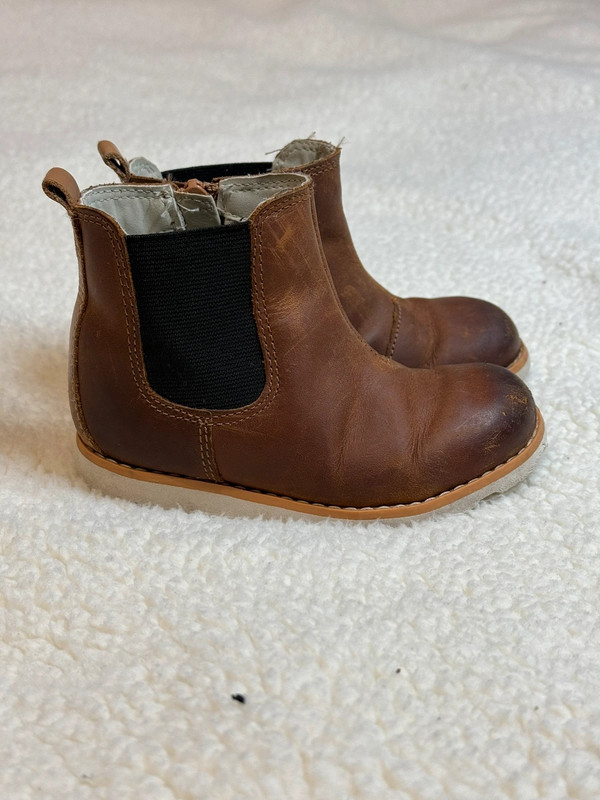 Clarks 2025 halo boots