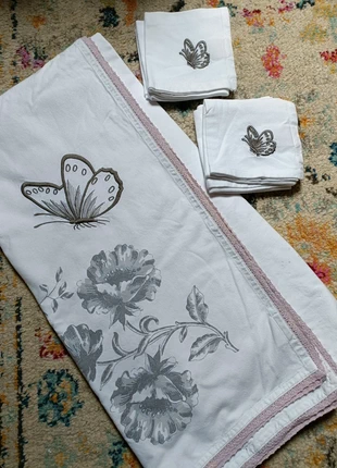 Nappe rectangulaire + serviettes, condition: Very good, €10.00, €11.20 includes Buyer Protection