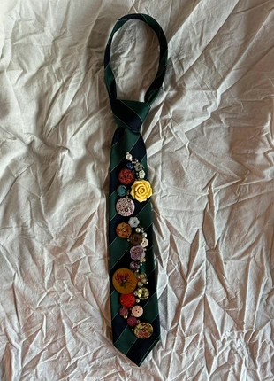 Geborduurde das met knopen en kralen, merk: Unique, staat: Goed, € 20,00, € 21,70 inclusief Kopersbescherming