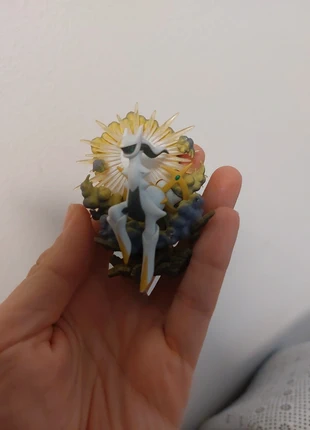 pokemon arceus figure, marque: Pokémon, état: Très bon état, taille: Taille unique, 5,00 €, 5,95 € Protection acheteurs incluse