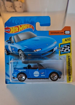 Hotwheels Mazda Miata MX5 blue (damaged card), merk: Hot Wheels, staat: Nieuw zonder prijskaartje, maat: Prematuur, tot 44 cm, € 3,00, € 3,85 inclusief Kopersbescherming