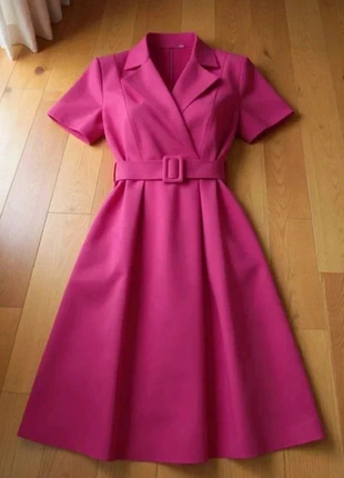 Robe class chic confort Minimaliste et élégante, marque: Saint Tropez, état: Neuf sans étiquette, taille: S / 36 / 8, 44,99 €, 47,94 € Protection acheteurs (Pro) incluse