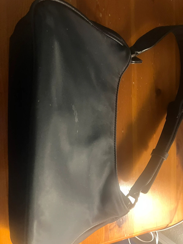 Guess shoulder bag 4