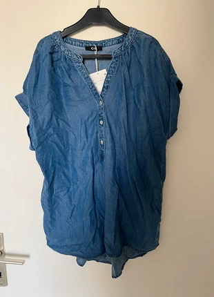 Chemise en jean manche courte, marke: C&A, zustand: Neu, mit Etikett, größe: S / 36 / 8, 6,00 €, 7,00 € inklusive Vinted-Käuferschutz