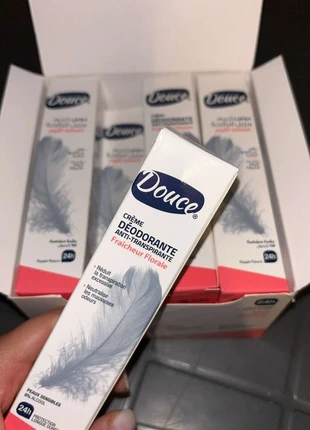 Déodorant crème, marque: Crème, état: Neuf avec étiquette, 5,00 €, 5,95 € Protection acheteurs incluse