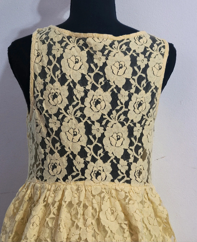 Women Medium Lace Sleveless Forever 21 Dress Yellow 3