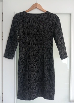 Vestido de punto gris y terciopelo negro precio original 280€, marca: Couture, estado: Novo sem etiquetas, tamanho: S / 36 / 8, €89.00, €94.15 inclui Proteção do Comprador