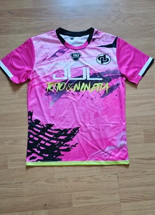 Maillot Jul "D'Or et de platine" Taille XL neuf, marke: Platine, zustand: Sehr gut, größe: XL, 14,99 €, 16,44 € inklusive Vinted-Käuferschutz