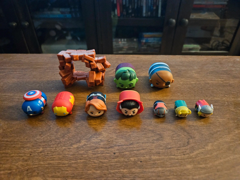 Disney Tsum Tsum Marvel Lot 1