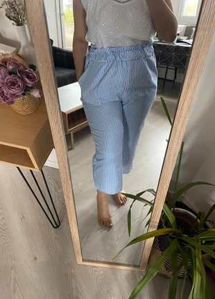 Pantacourt blanc à rayures bleues avec poches , marque: Shein, état: Neuf sans étiquette, taille: XXXL / 46 / 18, 9,00 €, 10,15 € Protection acheteurs incluse