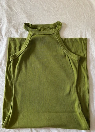 Green halter dress, marque: Local, état: Très bon état, taille: Taille unique, 4,50 €, 5,43 € Protection acheteurs incluse