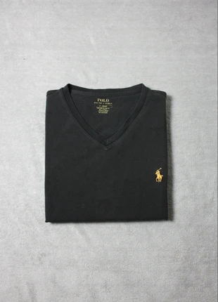 Tee-shirts noir Ralph Lauren en taille M en très bon état, marke: Ralph Lauren, zustand: Sehr gut, größe: M, 10,00 €, 11,20 € inklusive Vinted-Käuferschutz