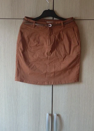 Jupe marron avec ceinture , brand: Cache Cache, condition: Very good, size: XS / 34 / 6, €2.00, €2.80 includes Buyer Protection