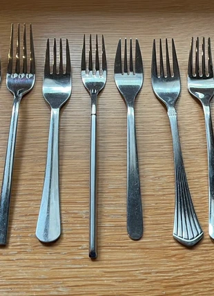 Lot de 14 fourchettes en inox - diverses marques (IKEA, British Airways, Himbrini, Solingen, etc., marque: Solingen, état: Bon état, 14,00 €, 15,40 € Protection acheteurs incluse