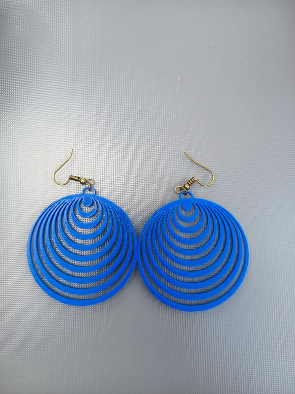 Boucles d'oreilles neuves - photo numéro 2