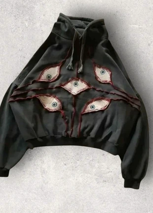 Sweat oeil y2k - Taille L - Couleur : Noir et Rouge, marque: Vintage Dressing, état: Neuf sans étiquette, taille: L / 40 / 12, 35,00 €, 37,45 € Protection acheteurs incluse