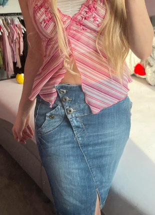 Beautiful y2k denim skirt, merk: y2k, staat: Heel goed, maat: S / 36 / 8, € 9,99, € 11,19 inclusief Kopersbescherming