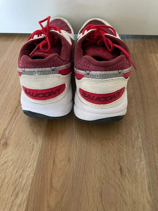 Aya saucony sales