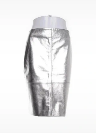 Jupe crayon en similicuir argenté, merk: H&M, staat: Nieuw met prijskaartje, maat: XS / 34 / 6, € 10,00, € 11,20 inclusief Kopersbescherming