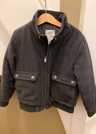 Massimo Dutti Jongens winterjas - Grijs 5-6 jaar, merk: Massimo Dutti, staat: Heel goed, maat: 6 jaar / 116 cm, € 17,50, € 19,08 inclusief Kopersbescherming