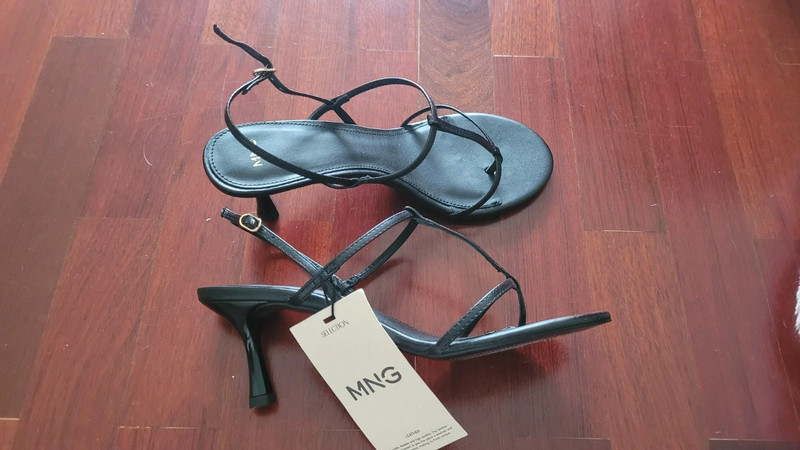 Black high heel sandals 4