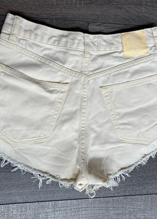 Pull & Bear Frayed Hem Denim Shorts, brand: Pull & Bear, condition: Very good, size: S / 36 / 8, €10.00, €11.20 includes Buyer Protection