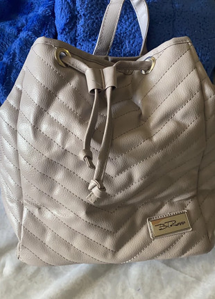 Louise et Cie Textured Bucket Bag - Vinted