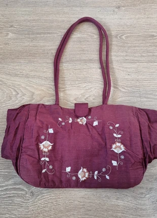 Sac cabas boho brodé en tissu brodé bordeaux effet satiné Studio Paris, brand: studio paris, condition: New without tags, €4.00, €4.90 includes Buyer Protection