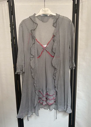 Ensemble en soie, marke: Teccia, zustand: Sehr gut, größe: M / 38 / 10, 20,00 €, 21,70 € inklusive Vinted-Käuferschutz