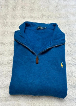 Pull sweat 1/4 zip Ralph Lauren couleur bleu logo jaune taille xl en très bon état, brand: Ralph Lauren, condizioni: Ottime, taglia: XL, €45.00, €47.95 include la Protezione acquisti