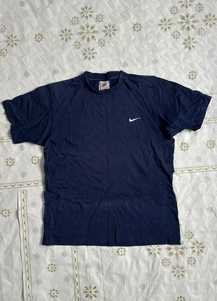 Nike tee, marca: Nike, estado: Muy bueno, tamaño: M, 10,00 €, 11,20 € Protección al comprador incluida