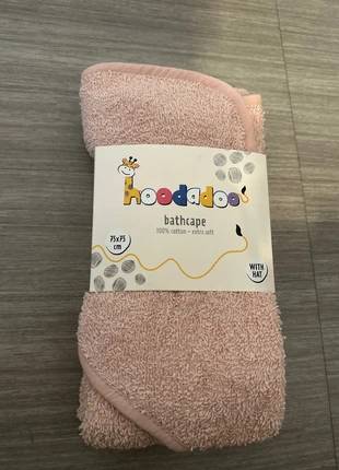 Serviette cape de bain bébé Rose, marque: Action, état: Neuf avec étiquette, 2,00 €, 2,80 € Protection acheteurs incluse