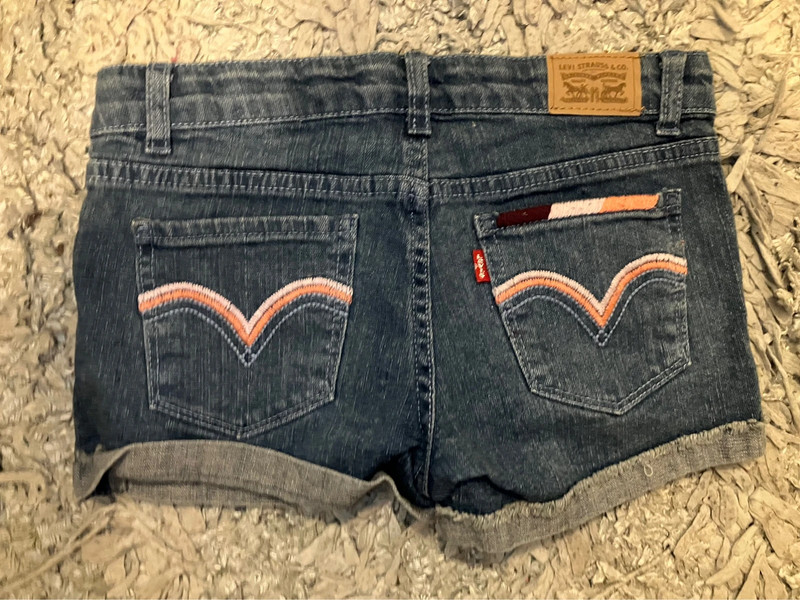 Levi girl denim shorts size 14 3