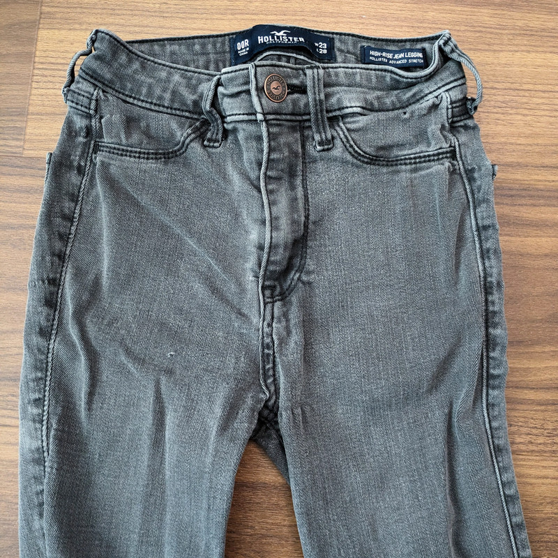 Hollister high rise jean leggings - Size 00R 2