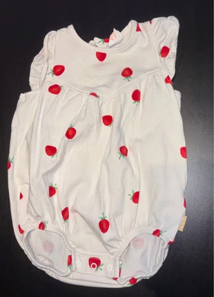 Leuk pakje HEMA, brand: Hema, condizioni: Ottime, taglia: 6-9 mesi / 68 cm, €1.00, €1.75 include la Protezione acquisti