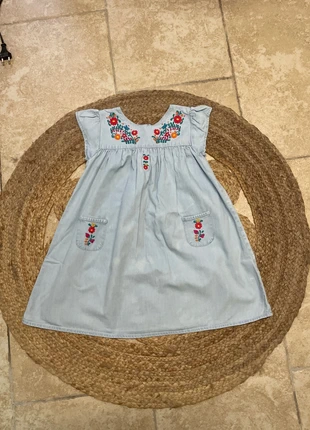 Robe, fille, taille 4 ans bonton, marque: Bonton, état: Bon état, taille: 4 ans / 104 cm, 12,00 €, 13,30 € Protection acheteurs incluse