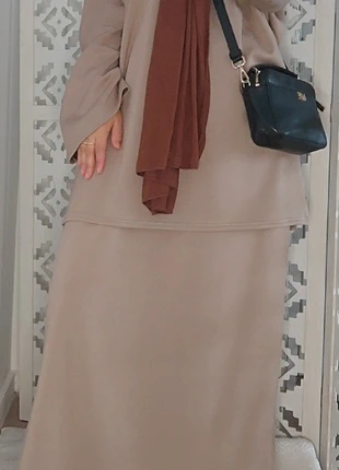 Ensemble jupe nude, staat: Heel goed, maat: Universele maat, € 16,00, € 17,50 inclusief Kopersbescherming