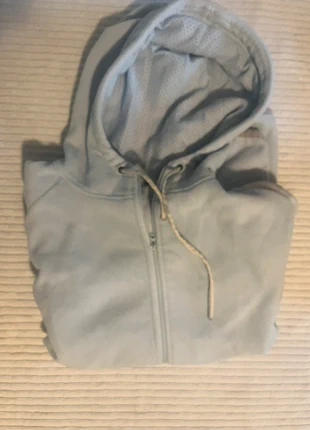 Pull polaire à capuche gotcha en taille 3 bleu claire femme, marque: Gotcha, état: Très bon état, taille: L / 40 / 12, 5,00 €, 5,95 € Protection acheteurs incluse