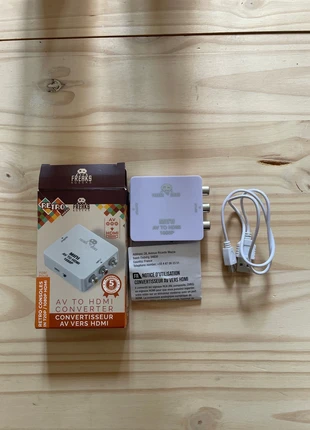 Convertisseur AV vers HDMI - Freaks & Geeks, brand: freaks geeks, condizioni: Nuovo senza cartellino, €15.00, €16.45 include la Protezione acquisti