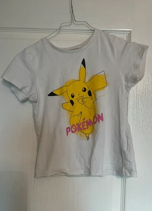 Tee-shirt pokemon, brand: H&M, condition: Very good, size: 7 years / 122 cm, €5.00, €5.95 includes Buyer Protection