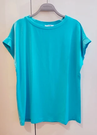 T-shirt / bluse in viscosa color turchese / turquoise, zustand: Neu, größe: Einheitsgröße, 8,00 €, 9,10 € inklusive Vinted-Käuferschutz