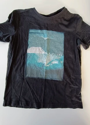 T-shirt manches courtes, marque: Rip Curl, état: Très bon état, taille: 8 ans / 128 cm, 7,00 €, 8,05 € Protection acheteurs incluse